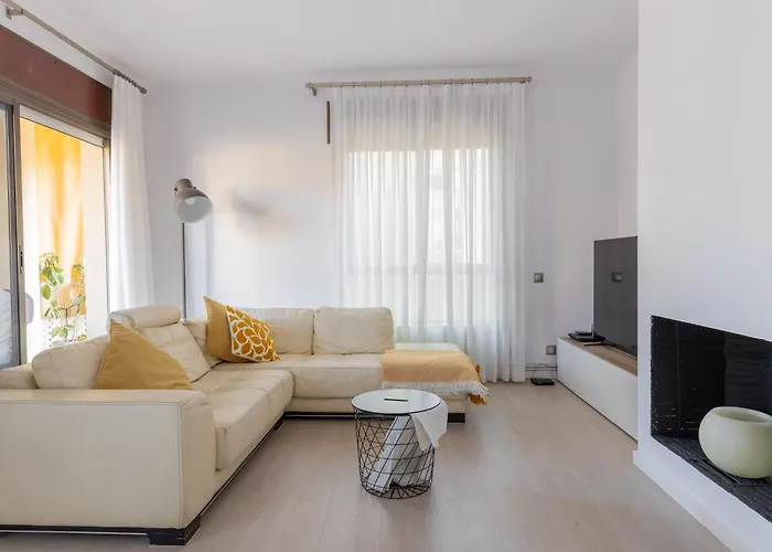 Long Term Camp Nou Apartman *